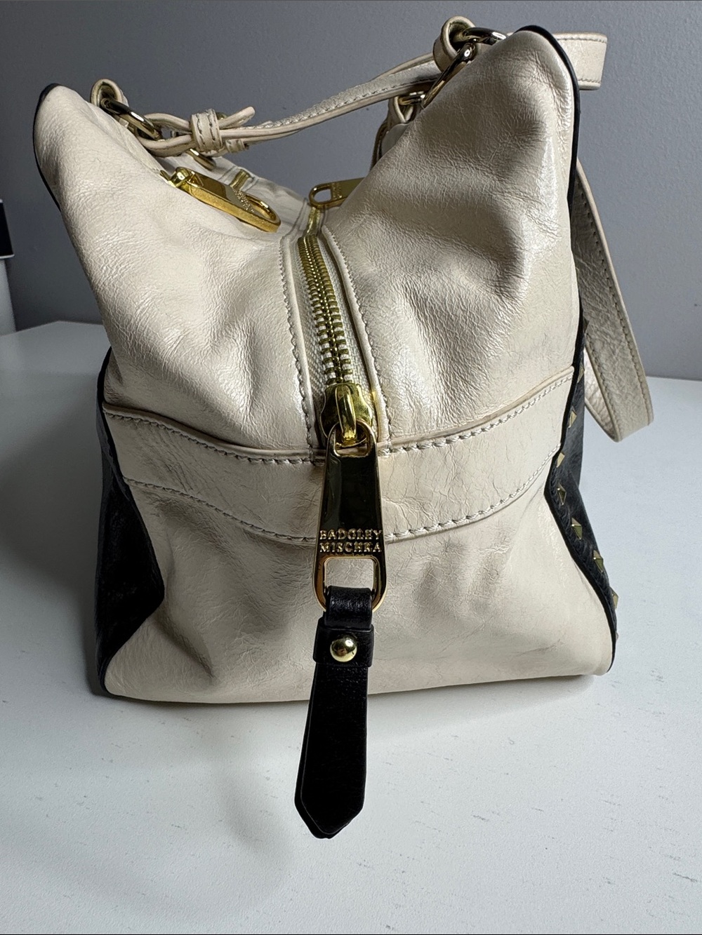 Badgley Mischka Studded Leather Satchel Tote Bag Black & Cream Colorblock - Picture 7 of 17